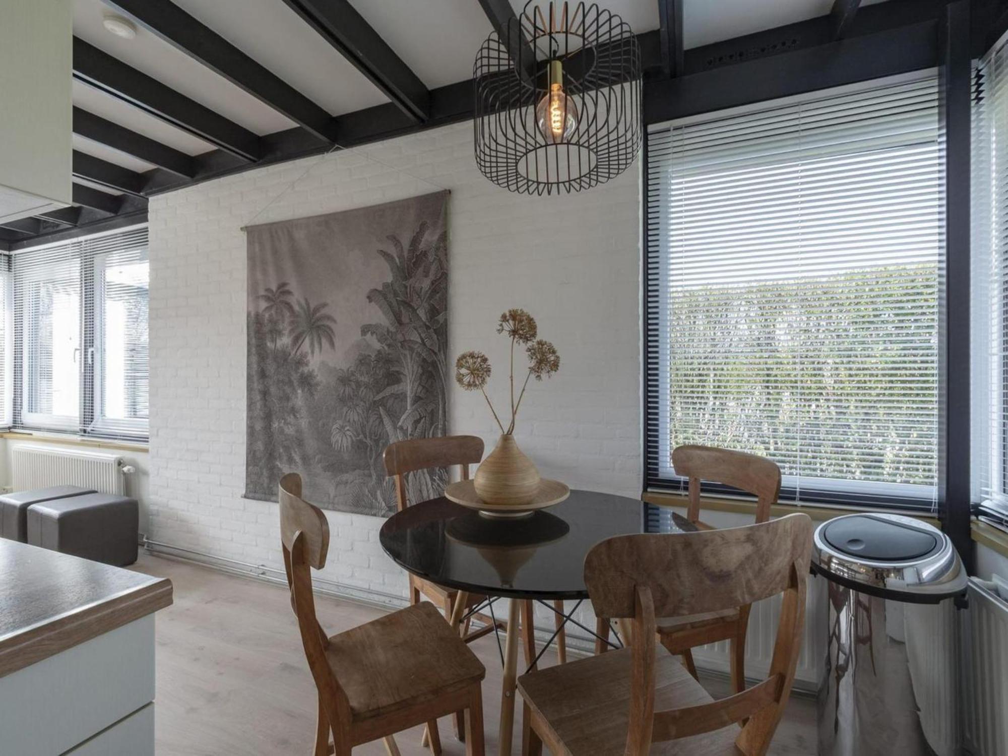 Attractive Bungalow With Modern Furnishings Sint Maartensvlotbrug Exterior photo