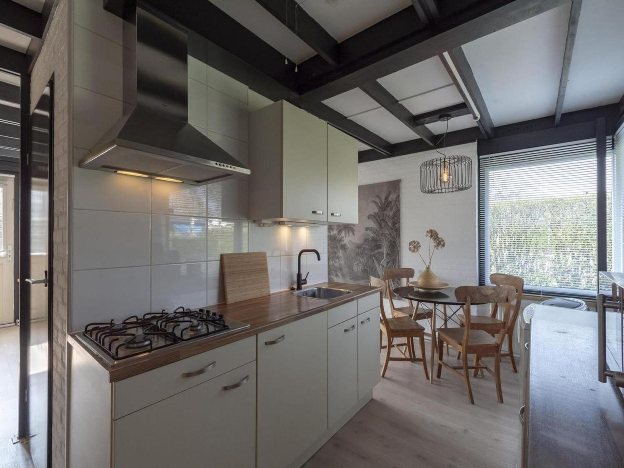 Attractive Bungalow With Modern Furnishings Sint Maartensvlotbrug Exterior photo